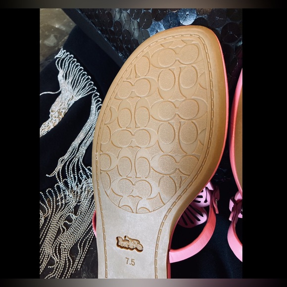 Coach Julia Tea Rose Sandals NWOT - Picture 9 of 13